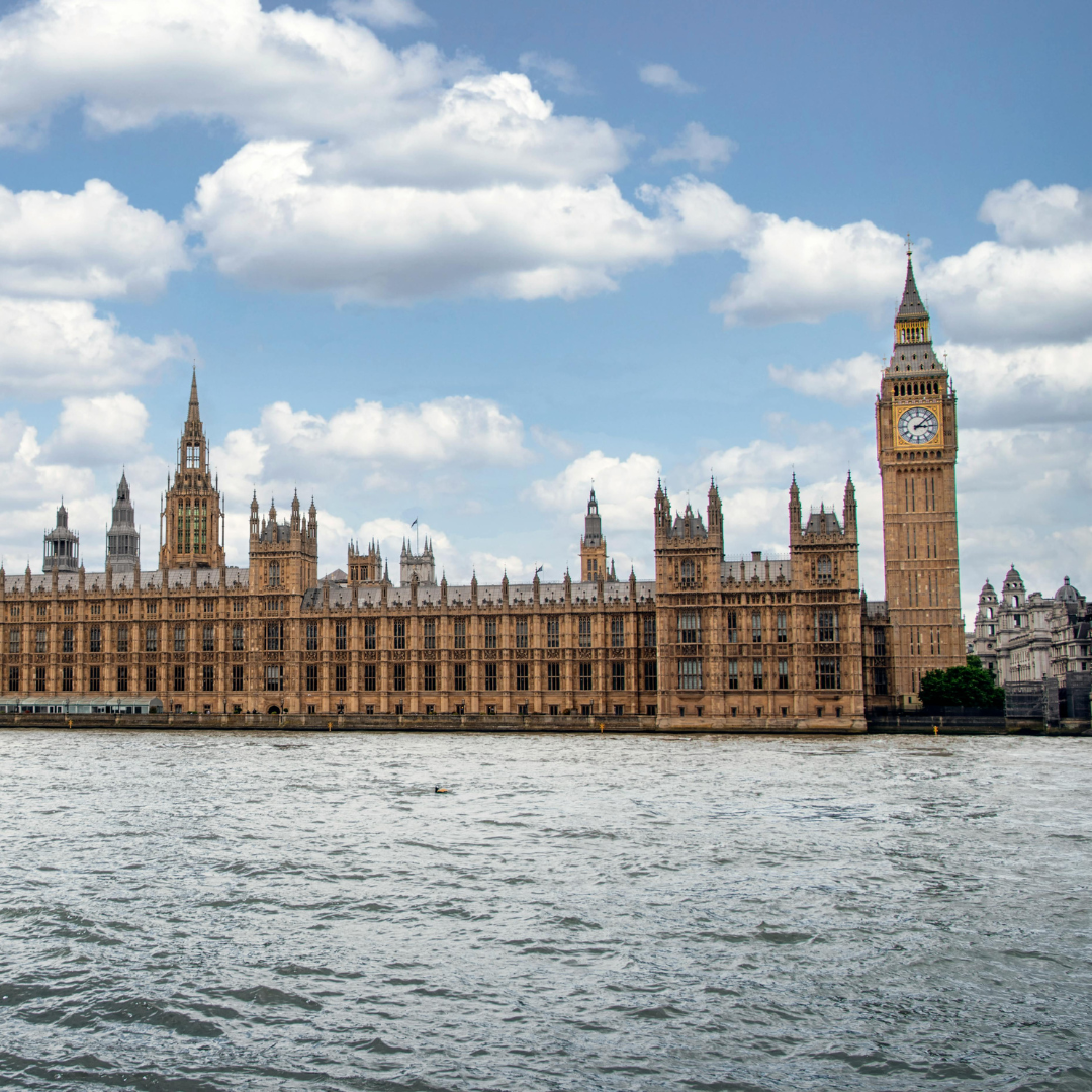Spending Review ‘could brighten living standards outlook’