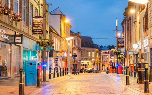 High streets must be helped to evolve, says FSB