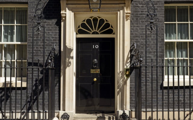 Government cracks down on late payments