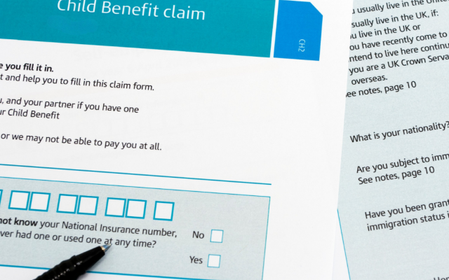 Parents of teens reminded to extend Child Benefit claim online