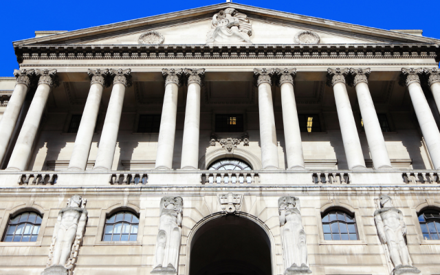 HMRC cuts late and repayment interest rates